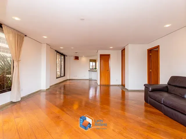 Apartamento com 200m² 4 quartos e 5 banheiros, à venda, no bairro Brooklin em São Paulo