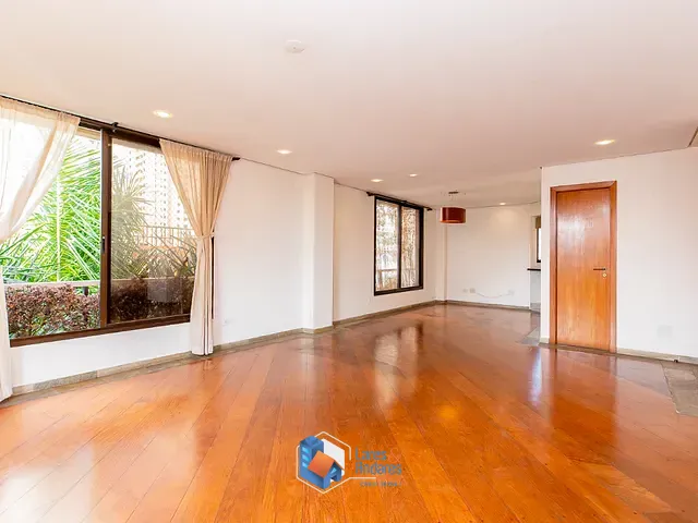 Apartamento com 200m² 4 quartos e 5 banheiros, à venda, no bairro Brooklin em São Paulo