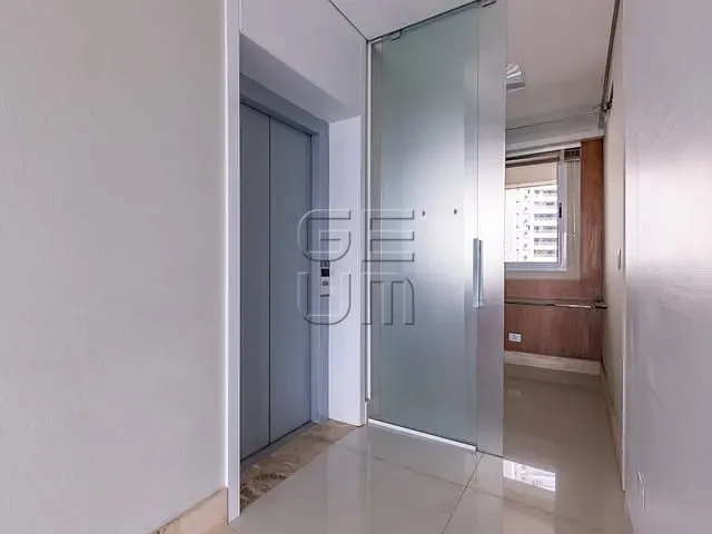 Apartamento 3 quartos e 5 banheiros, à venda, no bairro Santa Rosa em Londrina
