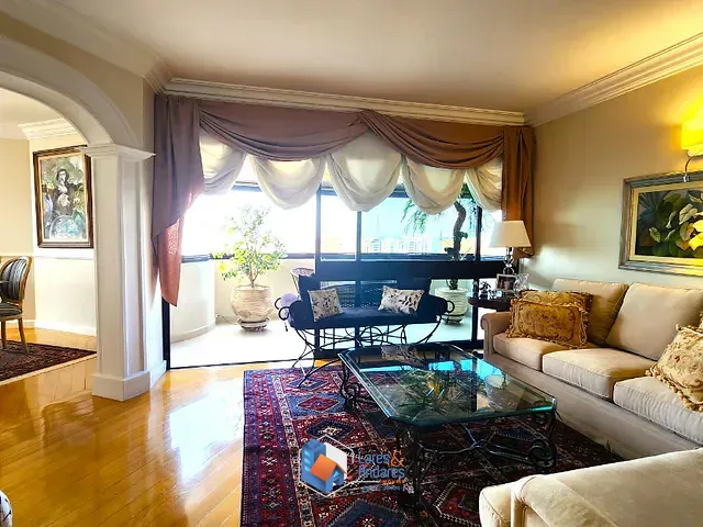 Apartamento com 198m² 4 quartos e 6 banheiros, à venda, no bairro Moema em São Paulo