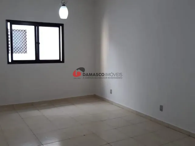 Apartamento 2 quartos e 1 banheiro, para alugar, no bairro Santa Maria em São Caetano do Sul
