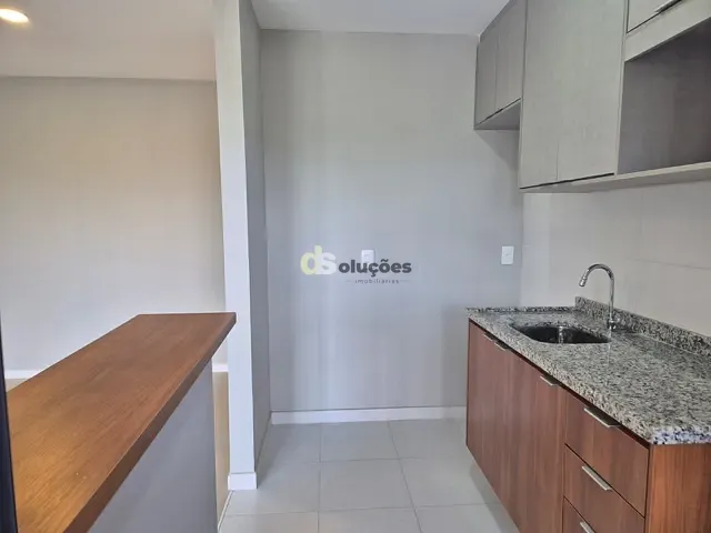 Apartamento 3 quartos e 2 banheiros, à venda, no bairro Vila Anastácio em São Paulo