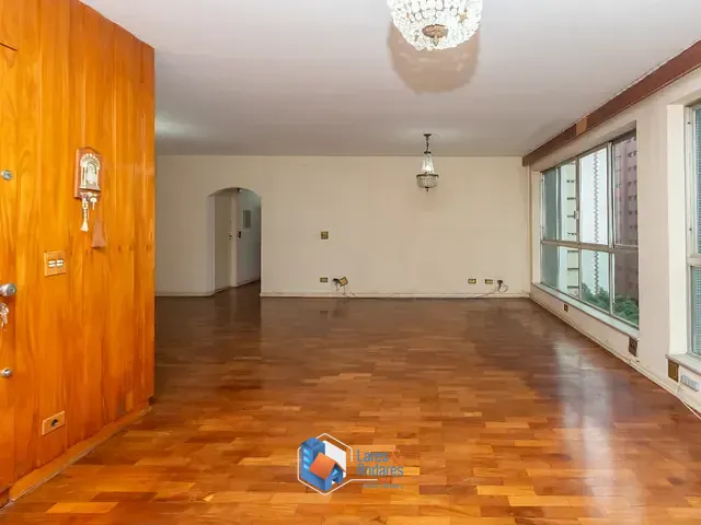 Apartamento com 227m² 4 quartos e 3 banheiros, à venda, no bairro Itaim Bibi em São Paulo