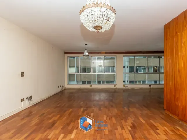 Apartamento com 227m² 4 quartos e 3 banheiros, à venda, no bairro Itaim Bibi em São Paulo