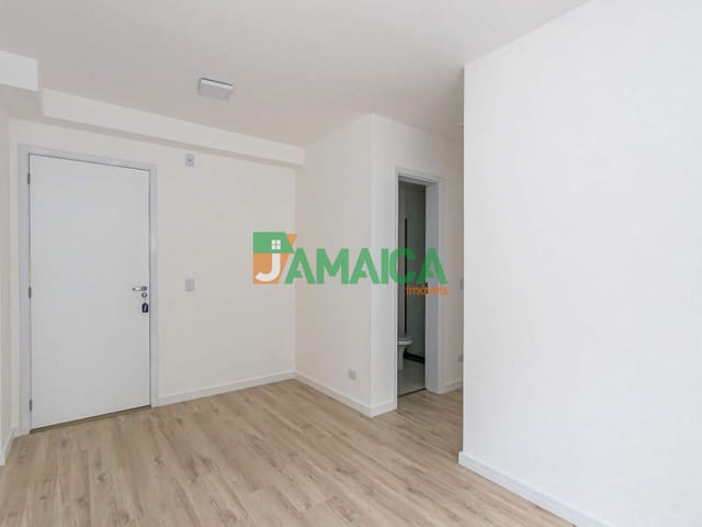 Apartamento 2 quartos e 1 banheiro, à venda, no bairro BONECA DO IGUAÇU em São José Dos Pinhais