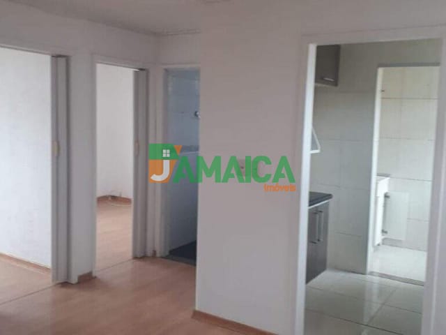 Apartamento 2 quartos e 1 banheiro, à venda, no bairro Uberaba em Curitiba