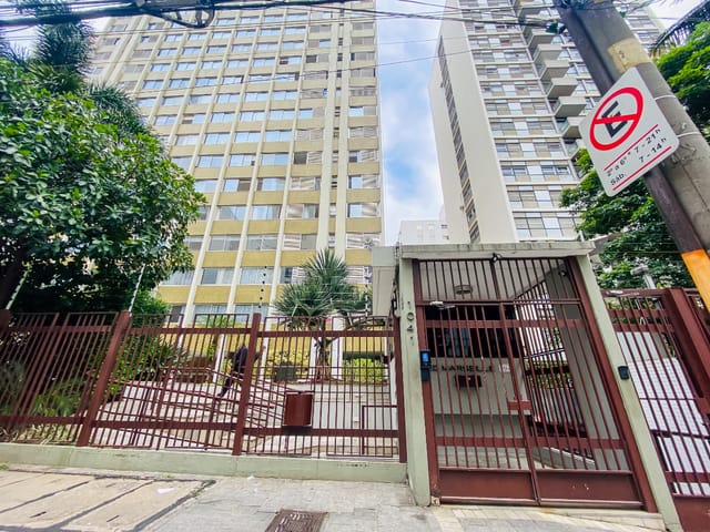 Foto do Apartamento - Apartamento tipo para venda em Jardim Paulista com 4 quartos, sendo 2 suítes, 198m² | Lares e Andares Imóveis