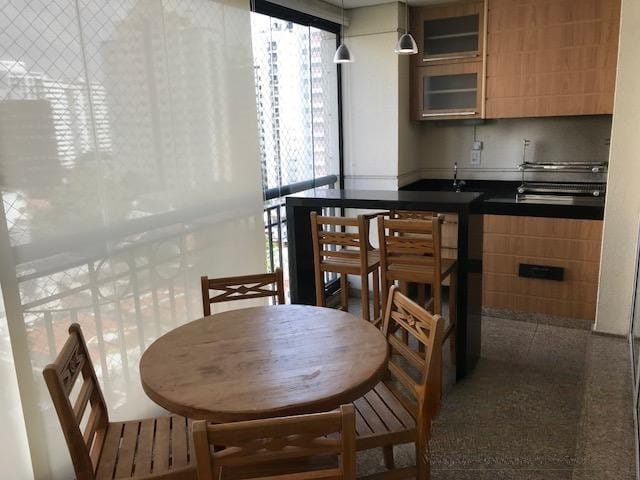 Foto do Apartamento - Apartamento tipo para venda em Indianópolis com 3 quartos, sendo 3 suítes, 137m² | Lares e Andares Imóveis