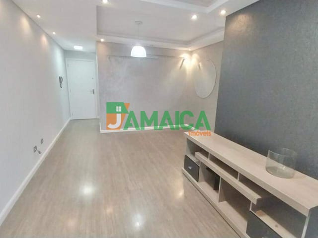 Apartamento com 8m² 3 quartos e 2 banheiros, à venda, no bairro Cajuru em Curitiba