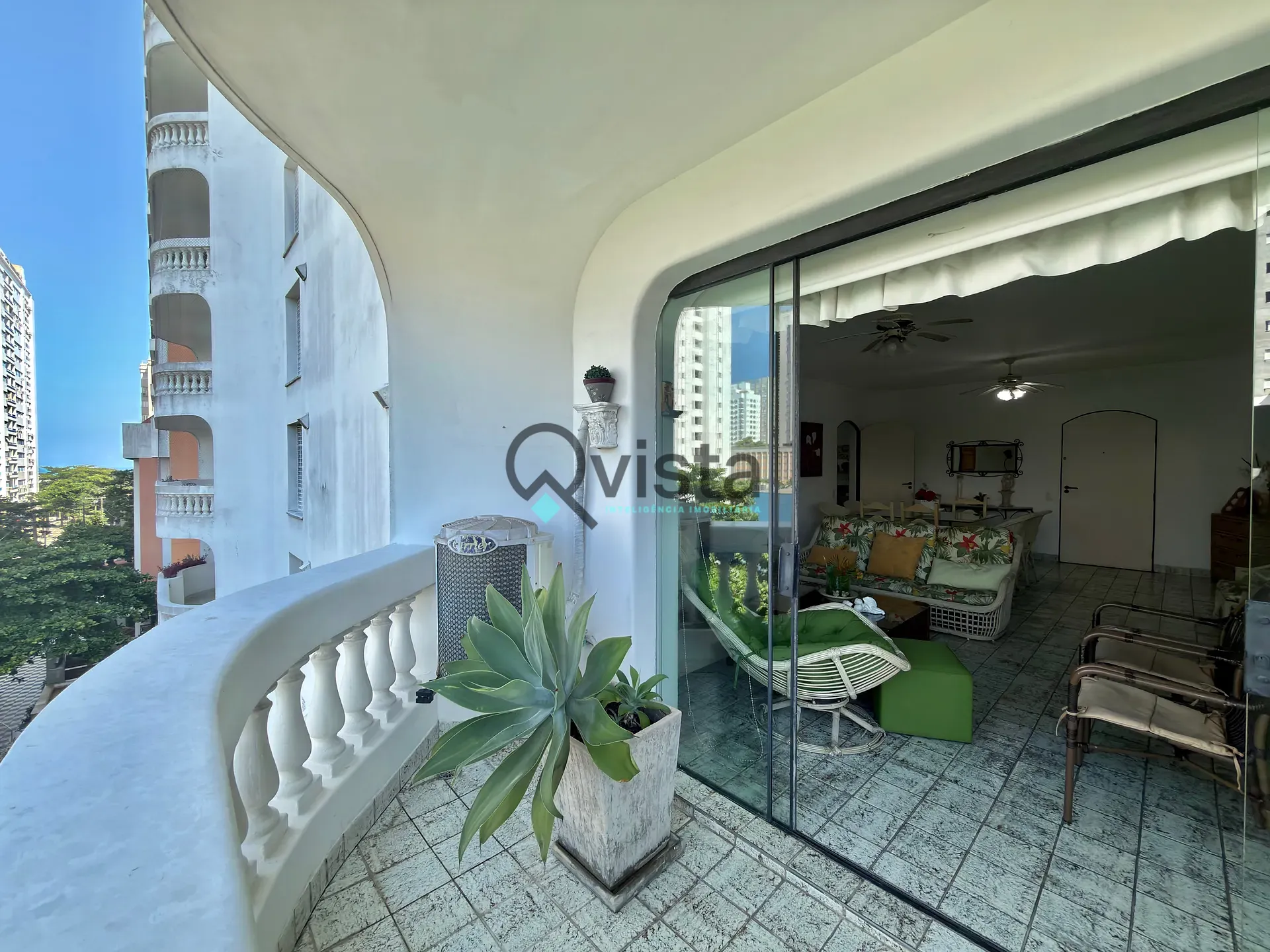 Apartamento, 3 quartos, 130 m² - Foto 1