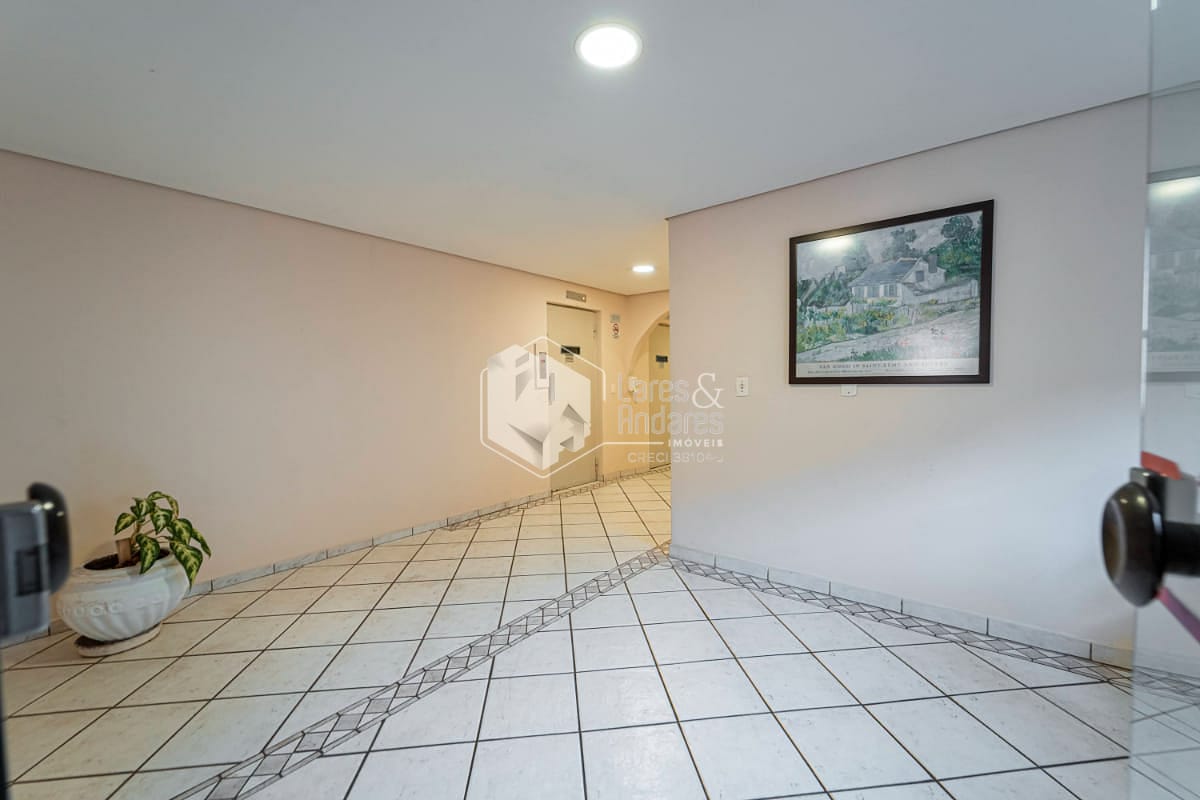 Apartamento à venda com 2 quartos, 80m² - Foto 25