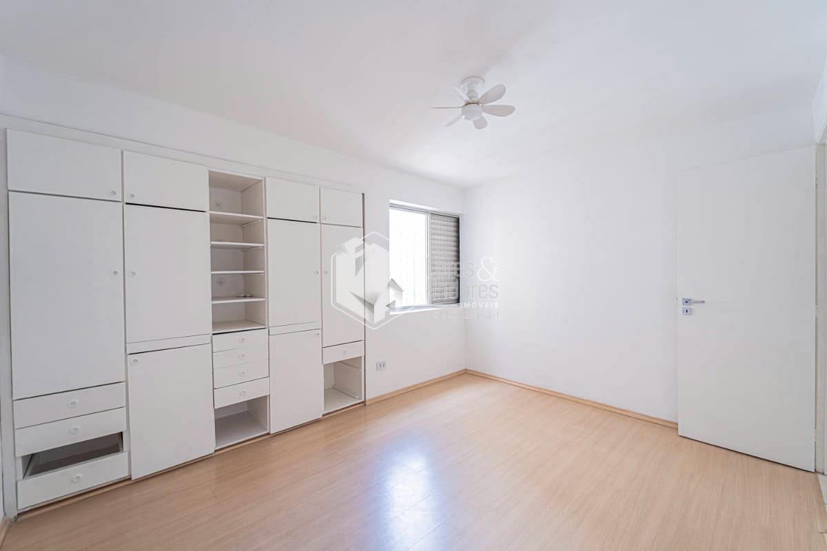 Apartamento à venda com 2 quartos, 80m² - Foto 18