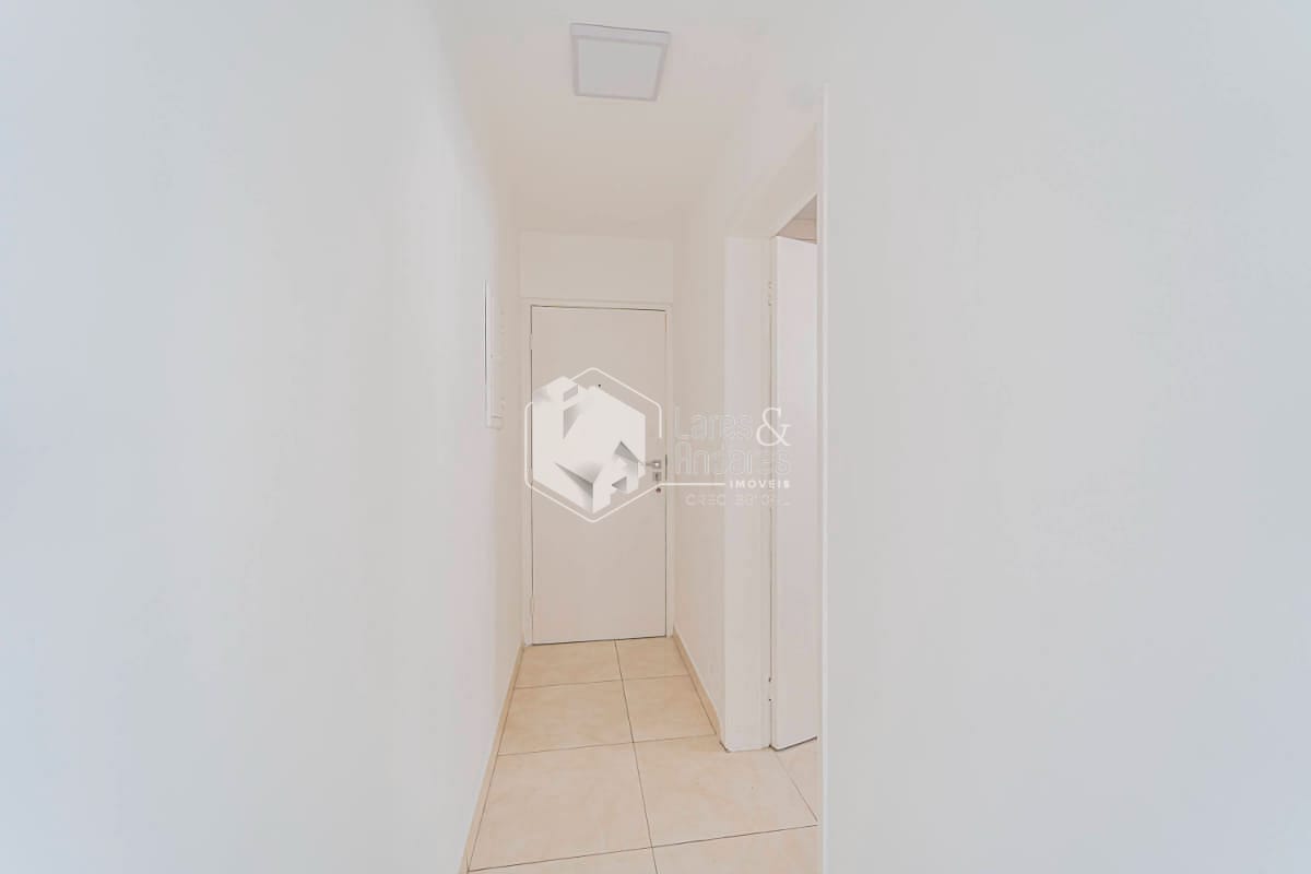 Apartamento à venda com 2 quartos, 80m² - Foto 2