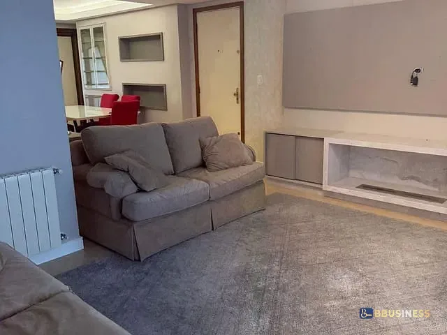 Apartamento 3 quartos e 2 banheiros, à venda, no bairro São Pelegrino em Caxias do Sul