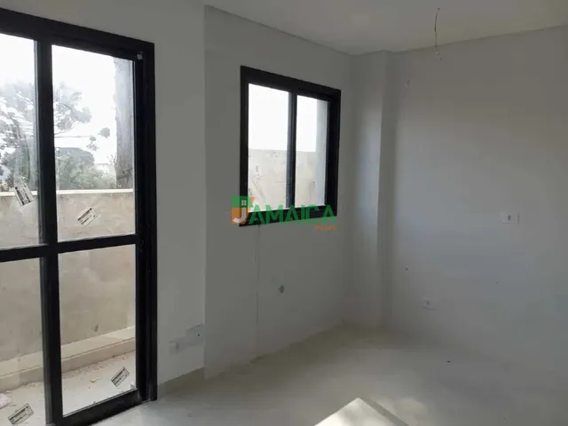 Apartamento 1 quarto e 1 banheiro, à venda, no bairro Cajuru em Curitiba