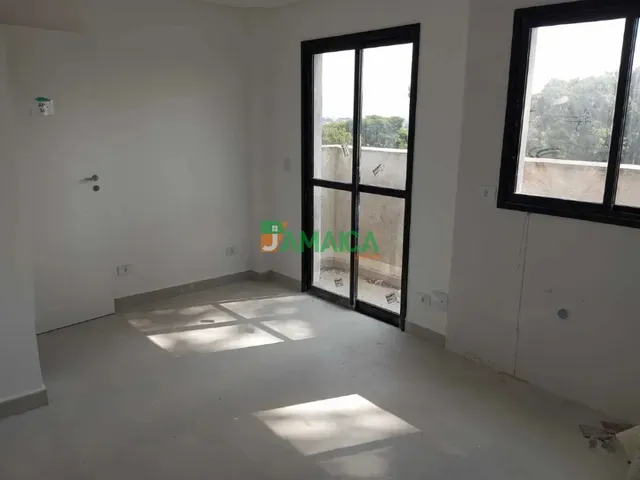 Apartamento 1 quarto e 1 banheiro, à venda, no bairro Cajuru em Curitiba