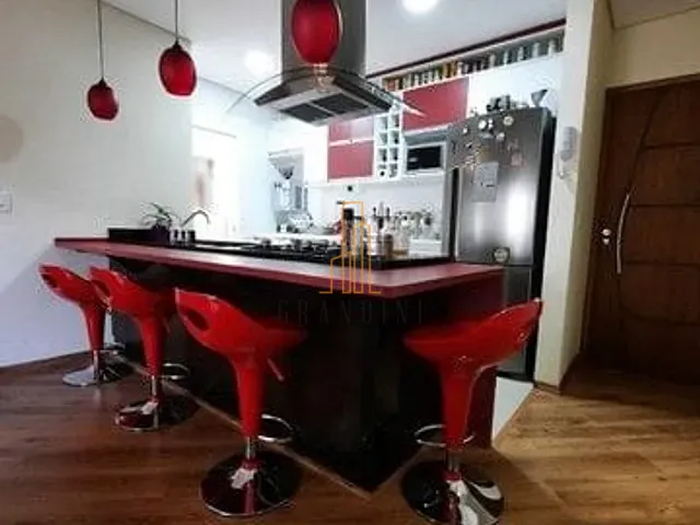 Apartamento 2 quartos e 2 banheiros, à venda, no bairro Vila Curuçá em Santo André