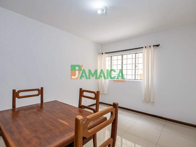 Apartamento 2 quartos e 1 banheiro, para alugar, no bairro Juvevê em Curitiba