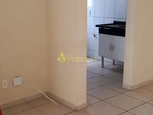 Apartamento à venda, no bairro Campos Elíseos em Taubaté