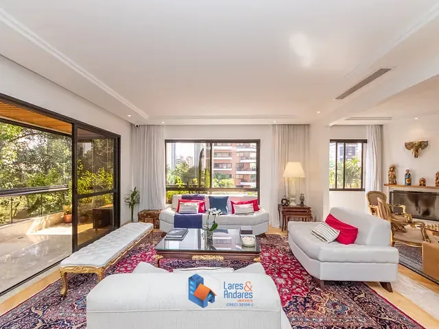 Apartamento com 272m² 4 quartos e 6 banheiros, à venda, no bairro Campo Belo em São Paulo