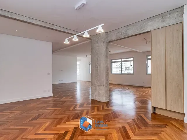 Apartamento com 230m² 3 quartos e 2 banheiros, à venda, no bairro Higienópolis em São Paulo