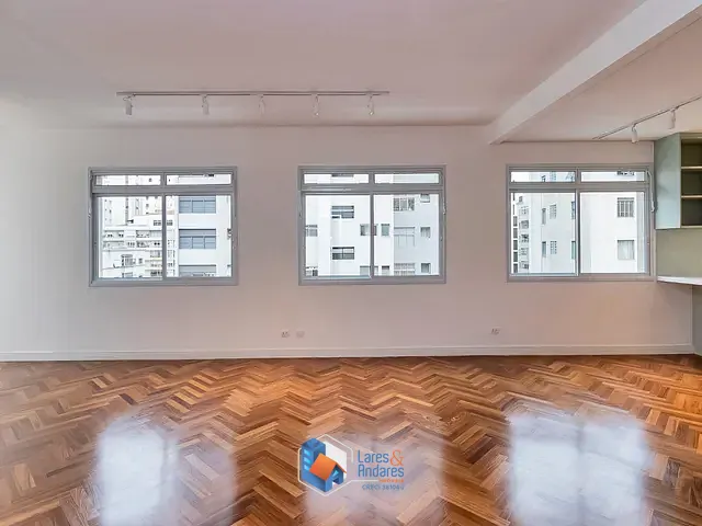 Apartamento com 230m² 3 quartos e 2 banheiros, à venda, no bairro Higienópolis em São Paulo