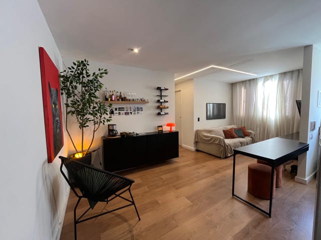 Apartamento 2 quartos e 1 banheiro, à venda, no bairro Vargem Grande em Rio de Janeiro