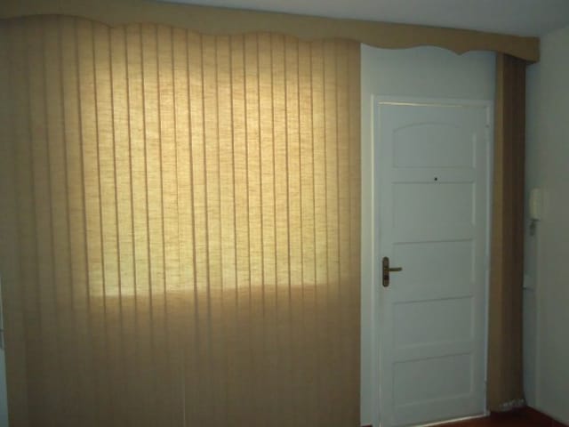Apartamento 1 quarto e 1 banheiro, à venda ou para alugar, no bairro Bingen em Petrópolis