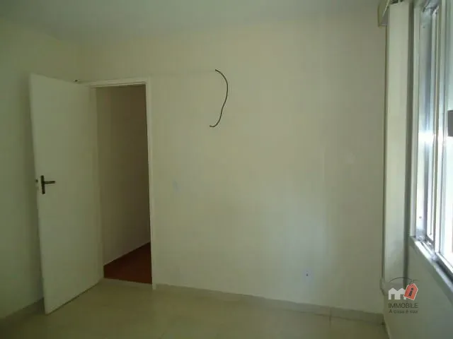 Apartamento 1 quarto e 1 banheiro, à venda ou para alugar, no bairro Bingen em Petrópolis