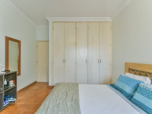 Foto do Apartamento - Apartamento tipo para venda em Higienópolis com 4 quartos, sendo 2 suítes, 263m² | Lares e Andares Imóveis