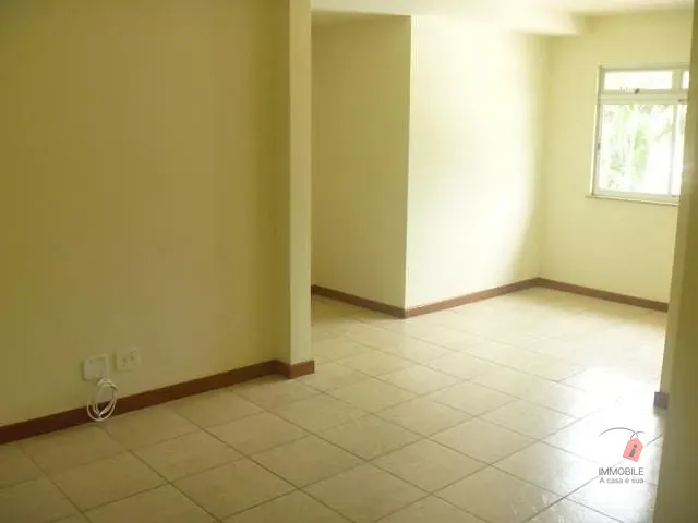 Apartamento 2 quartos e 1 banheiro, para alugar, no bairro Cascatinha em Petrópolis
