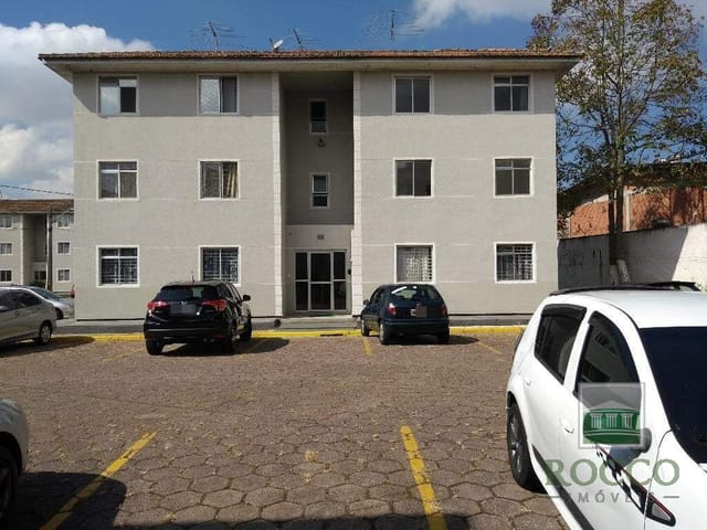 Apartamento 2 quartos e 1 banheiro, para alugar, no bairro Uberaba em Curitiba
