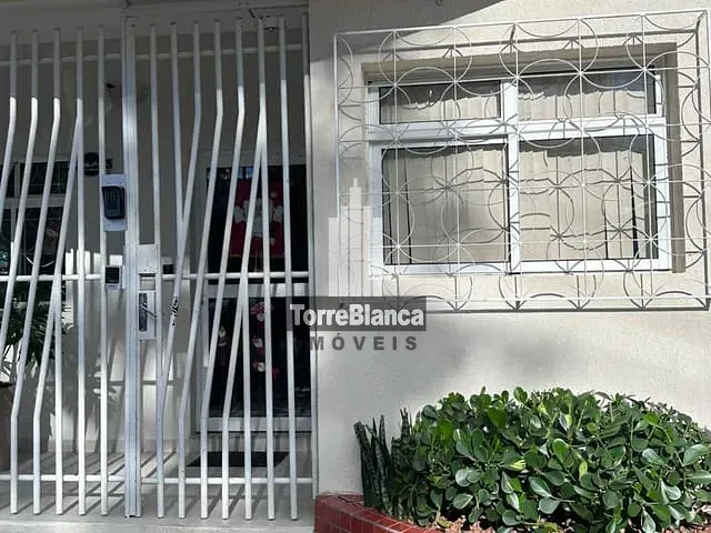 Apartamento com 77m² 2 quartos e 1 banheiro, à venda, no bairro Centro em Ponta Grossa