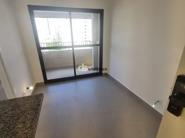 Apartamento 1 quarto e 2 banheiros, à venda, no bairro Vila Olímpia em São Paulo