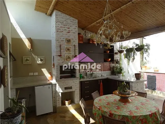 Apartamento com 312m² 5 quartos e 7 banheiros, à venda, no bairro Vila Adyana em São José dos Campos