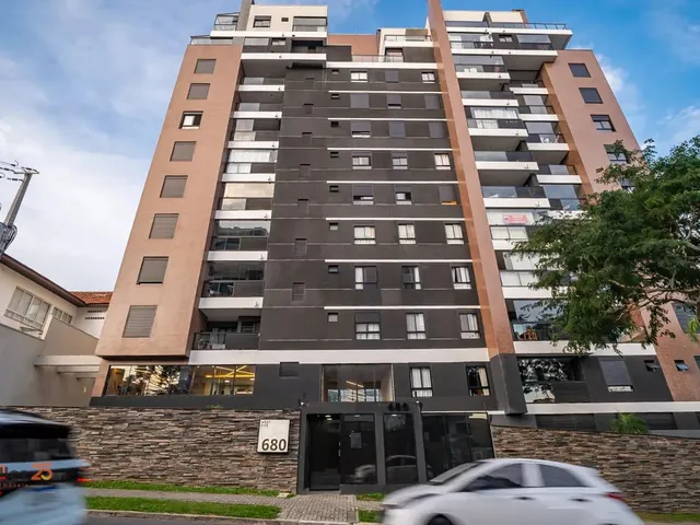 Apartamento 2 quartos e 1 banheiro, à venda, no bairro Mercês em Curitiba