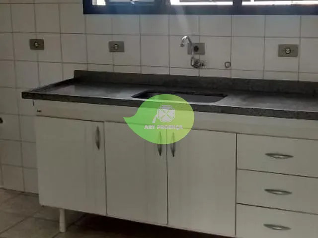 Apartamento 2 quartos e 1 banheiro, para alugar, no bairro Vila Jardini em Sorocaba