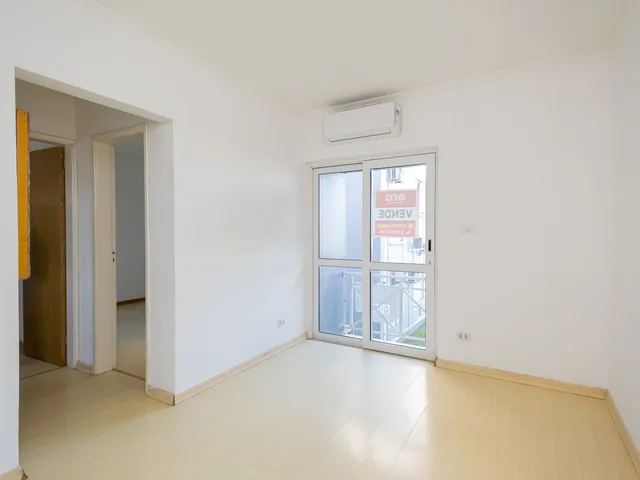 Apartamento 2 quartos e 1 banheiro, para alugar, no bairro Areal em Pelotas