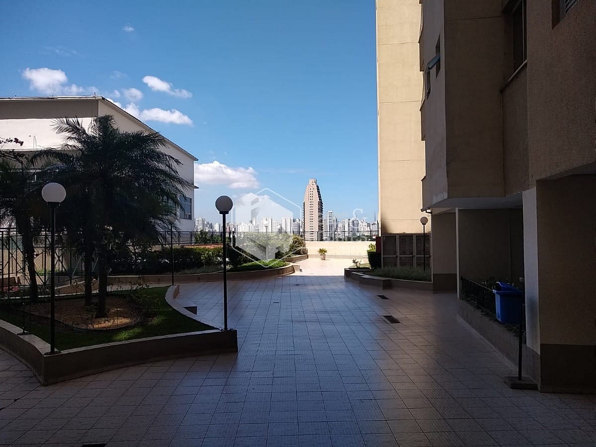 Apartamento à venda com 2 quartos, 65m² - Foto 27