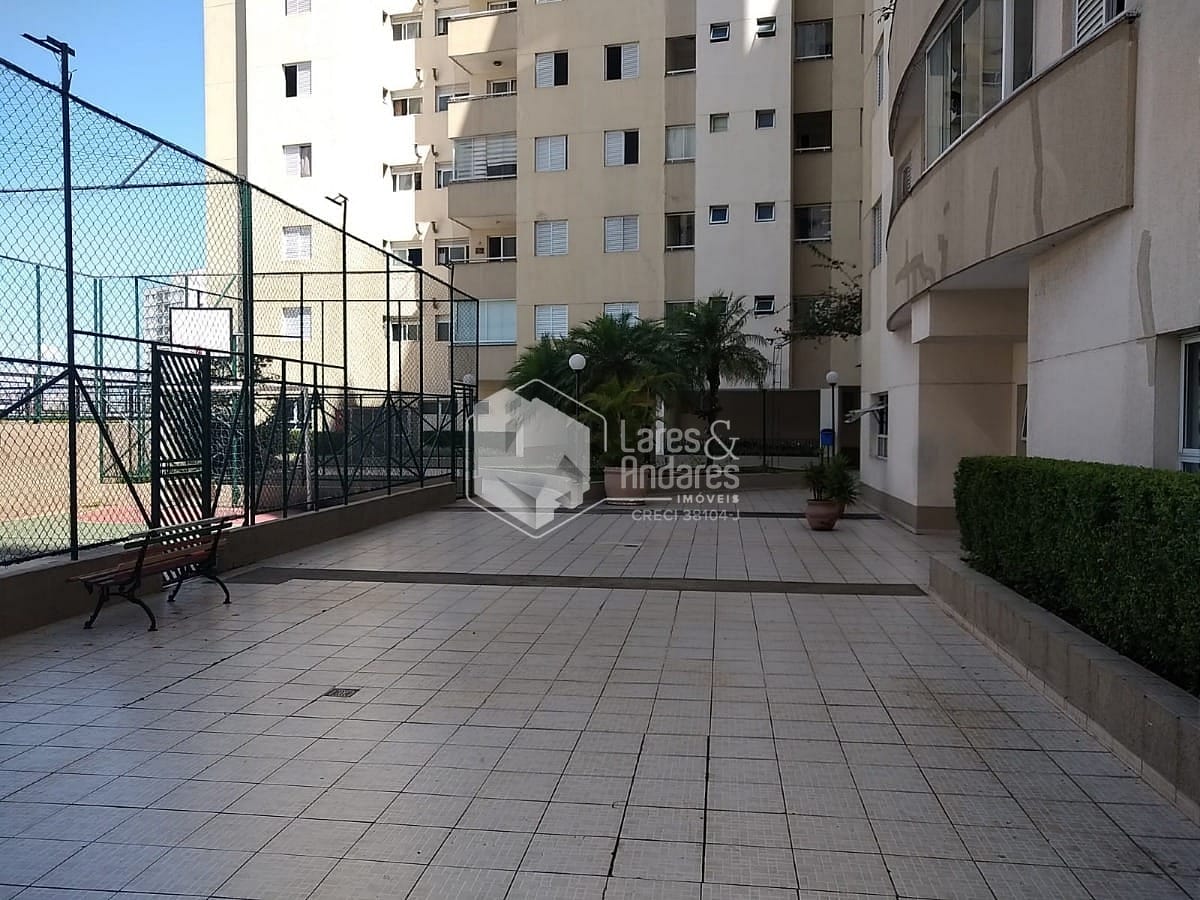 Apartamento à venda com 2 quartos, 65m² - Foto 32