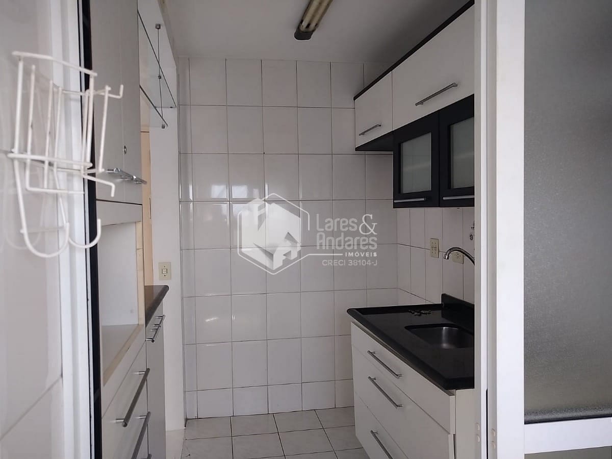 Apartamento à venda com 2 quartos, 65m² - Foto 12