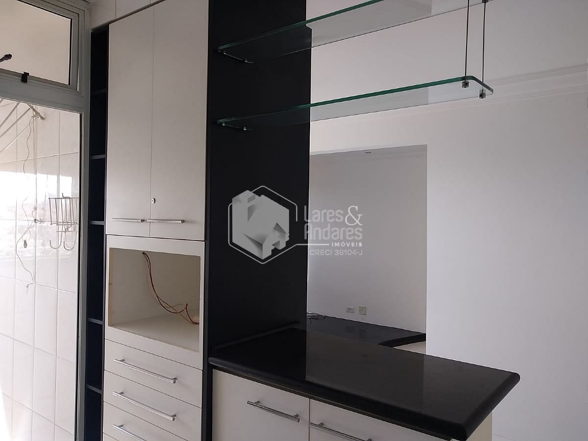 Apartamento à venda com 2 quartos, 65m² - Foto 13