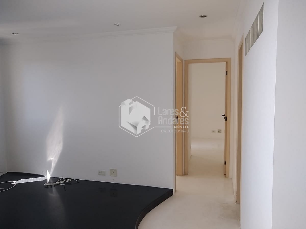 Apartamento à venda com 2 quartos, 65m² - Foto 17