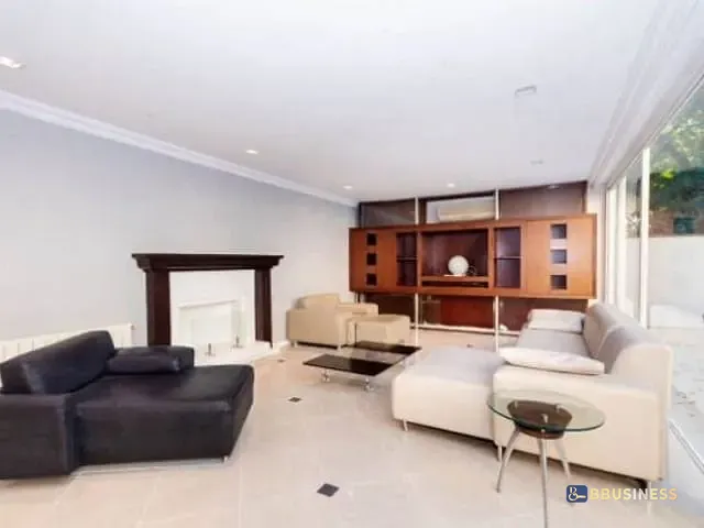 Cobertura / Penthouse 1 quarto e 1 banheiro, à venda, no bairro Auxiliadora em Porto Alegre