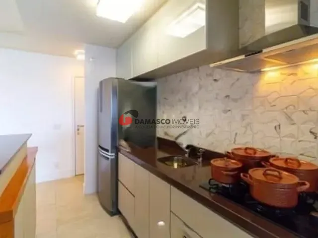 Apartamento 2 quartos e 2 banheiros, à venda, no bairro Cambuci em São Paulo