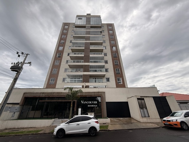 Locação - Apartamento Duplex, 3 quartos sendo 1 suíte, 2 vagas, Área externa, Churrasqueira, Ed. Vancouver, Órfãs.