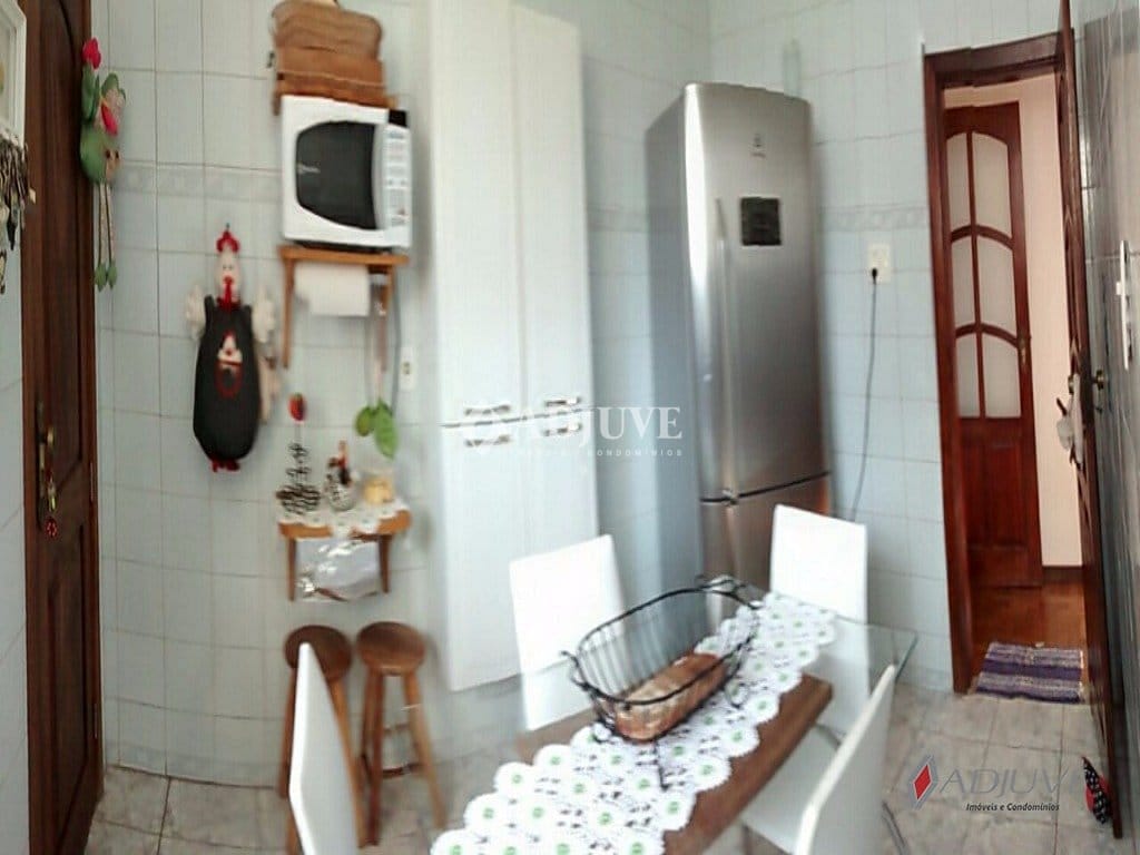 Apartamento à venda com 2 quartos, 90m² - Foto 12