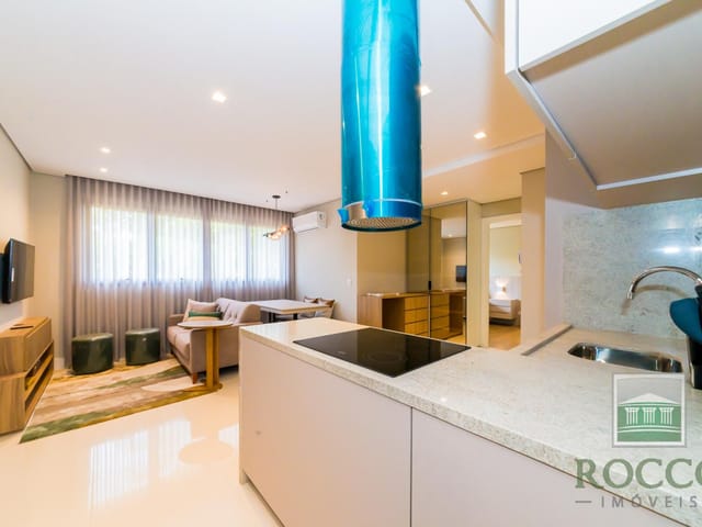 Apartamento 1 quarto e 2 banheiros, para alugar, no bairro São Francisco em Curitiba