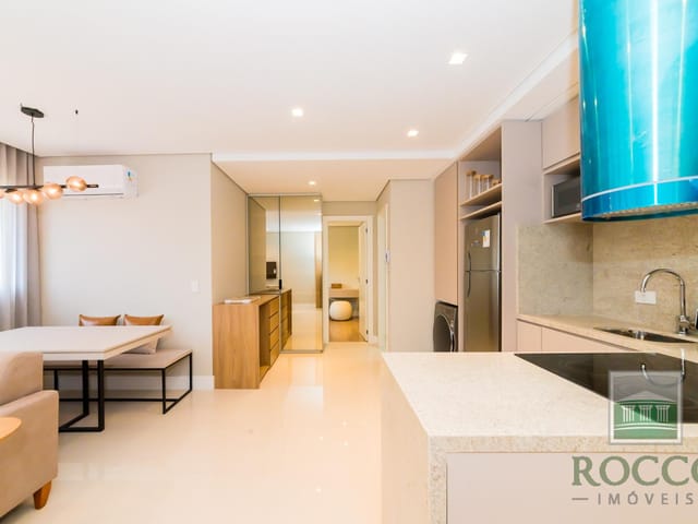 Apartamento 1 quarto e 2 banheiros, para alugar, no bairro São Francisco em Curitiba