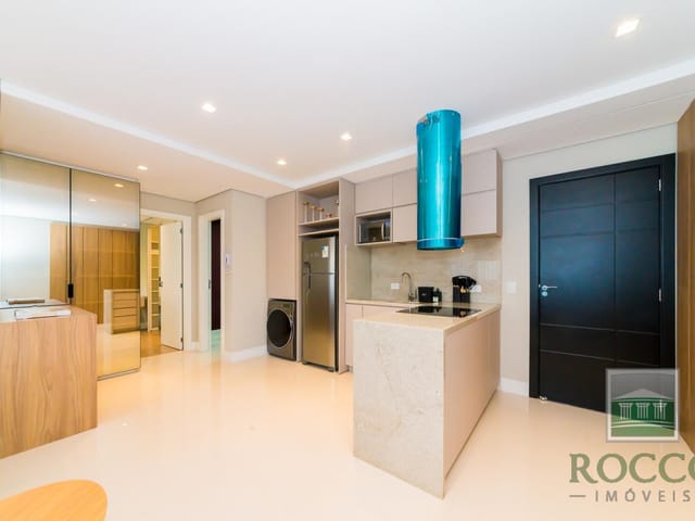 Apartamento 1 quarto e 2 banheiros, para alugar, no bairro São Francisco em Curitiba